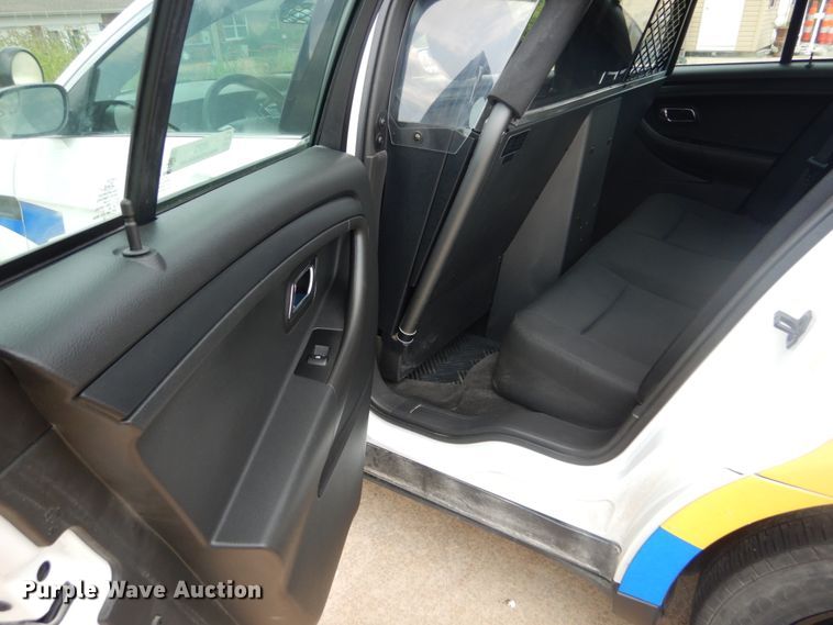 image for item JI9582 2015 Ford Taurus Police Interceptor