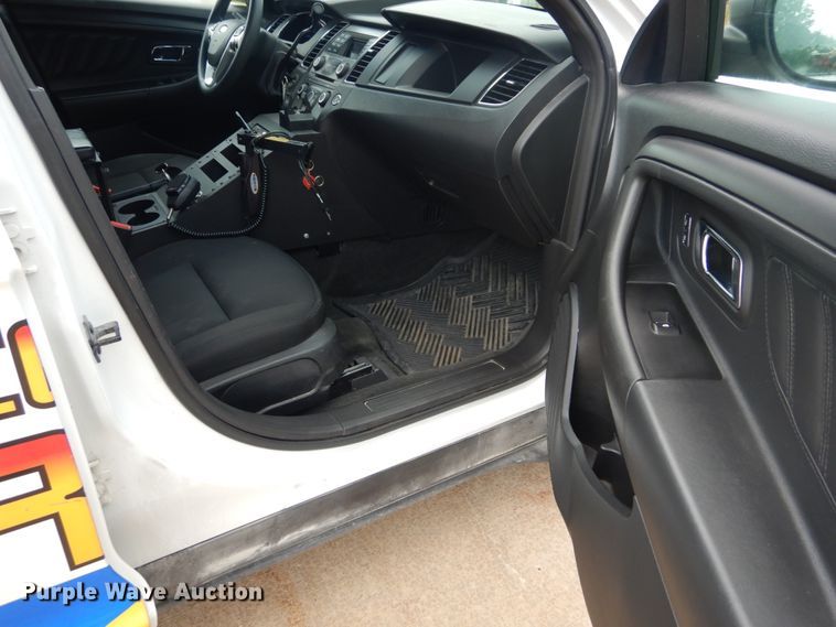 image for item JI9582 2015 Ford Taurus Police Interceptor