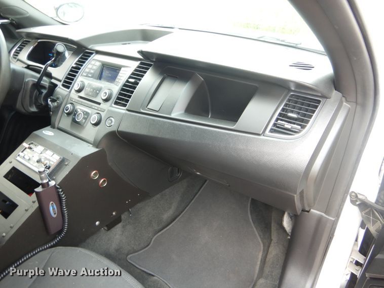 image for item JI9583 2017 Ford Taurus Police Interceptor