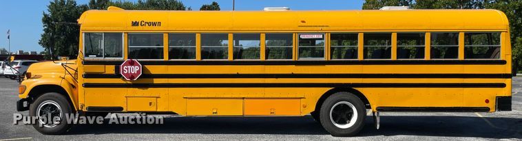 image for item JQ9724 1997 Ford B800  school bus