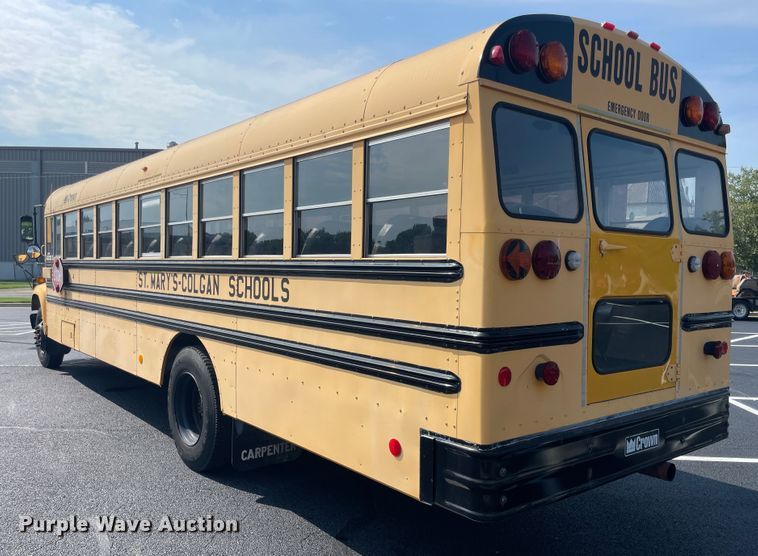 image for item JQ9748 1996 Ford B800  school bus