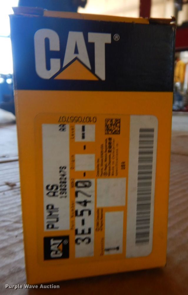 image for item JZ9863 Caterpillar motor grader parts