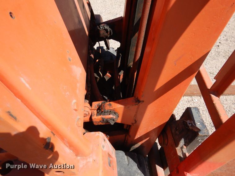 image for item JZ9864 Clark C500S30  forklift