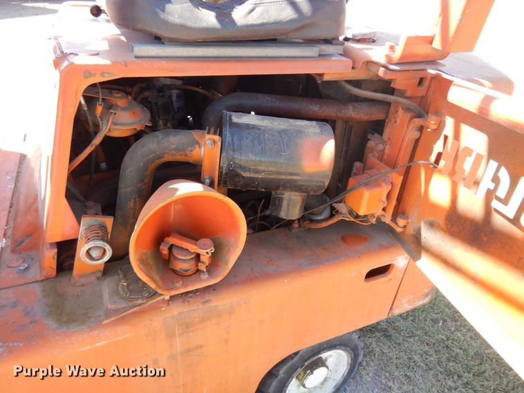 image for item JZ9864 Clark C500S30  forklift