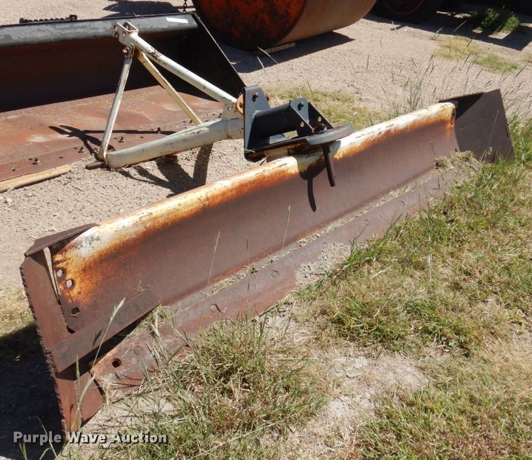 image for item JZ9871 Ford 785  blade