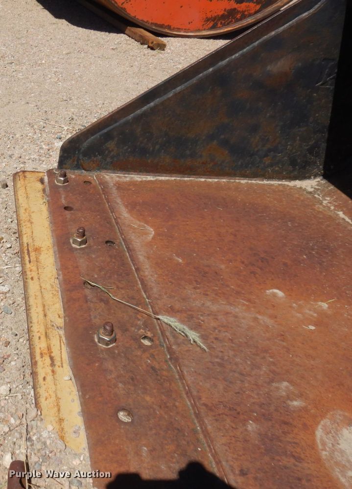 image for item JZ9872 79"W skid steer bucket