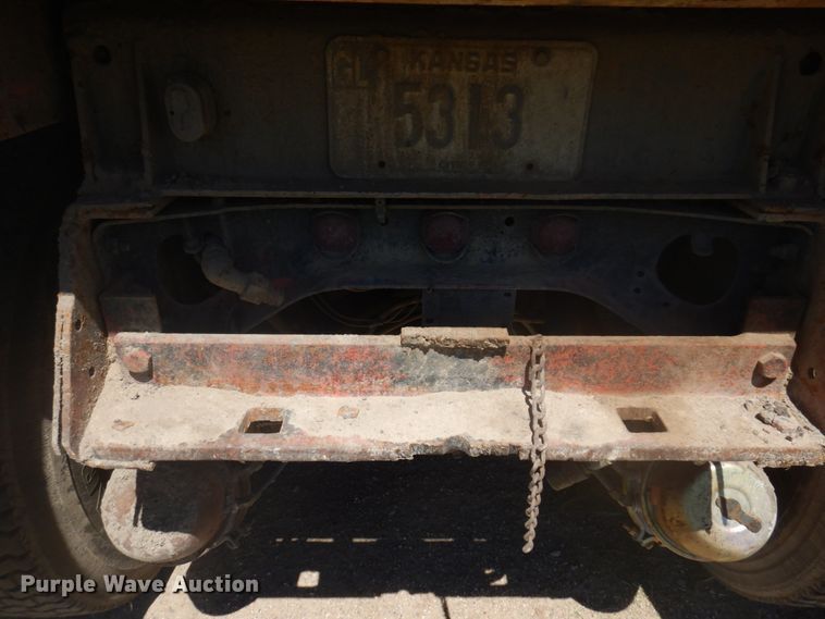 image for item JZ9874 1981 GMC Brigadier  dump truck