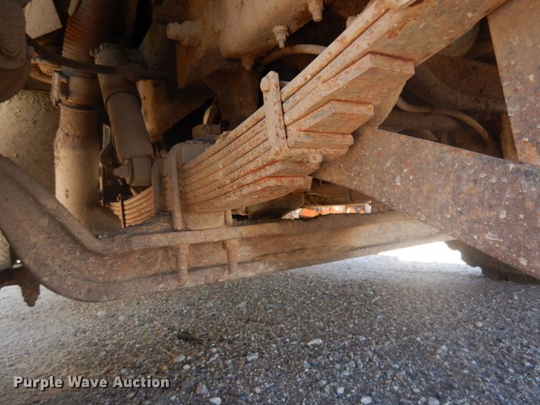 image for item JZ9874 1981 GMC Brigadier  dump truck