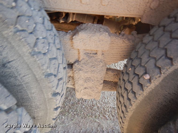 image for item JZ9874 1981 GMC Brigadier  dump truck