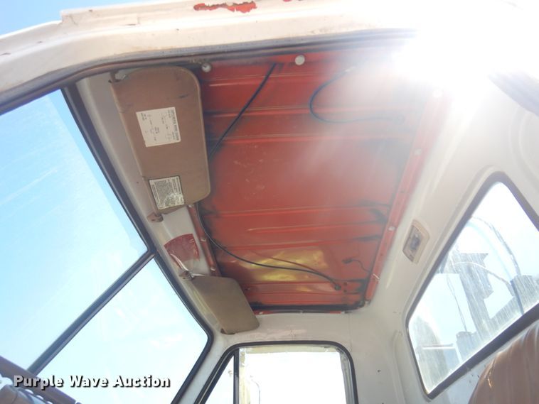 image for item JZ9874 1981 GMC Brigadier  dump truck