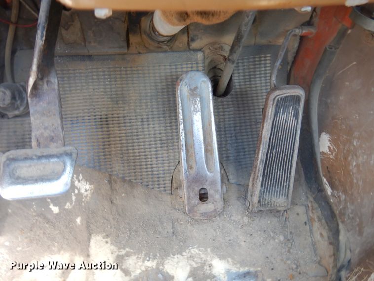 image for item JZ9874 1981 GMC Brigadier  dump truck