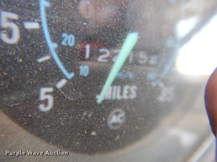 image for item JZ9874 1981 GMC Brigadier  dump truck