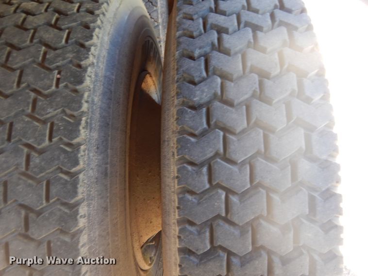 image for item JZ9874 1981 GMC Brigadier  dump truck