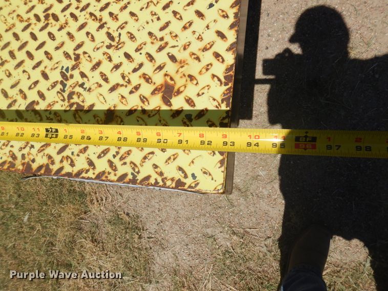 image for item JZ9875 1970 International Loadstar 1600  water truck