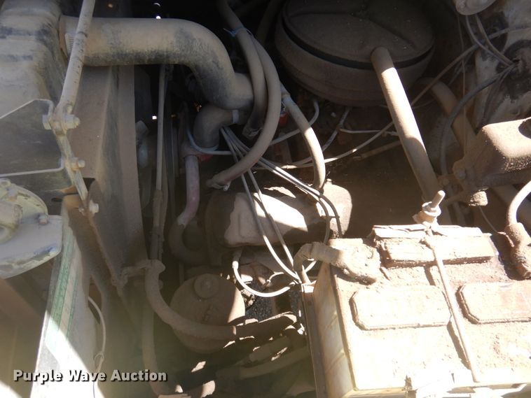 image for item JZ9875 1970 International Loadstar 1600  water truck