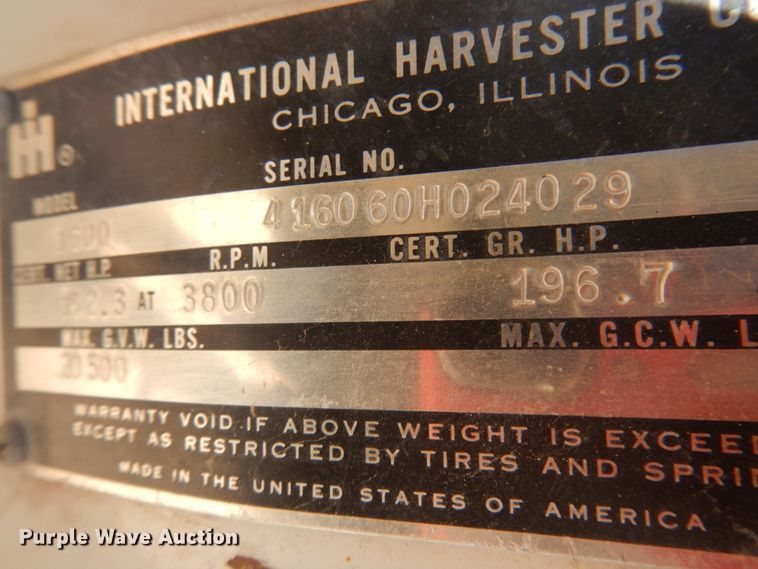 image for item JZ9875 1970 International Loadstar 1600  water truck