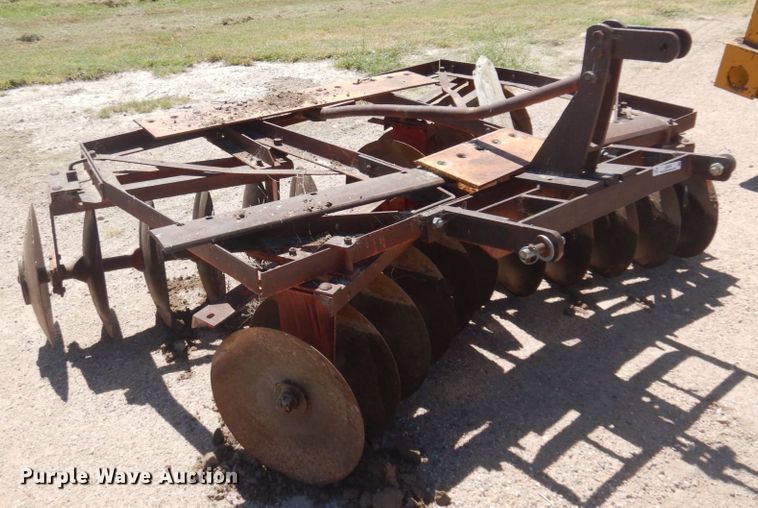 image for item JZ9879 Massey Ferguson  disk