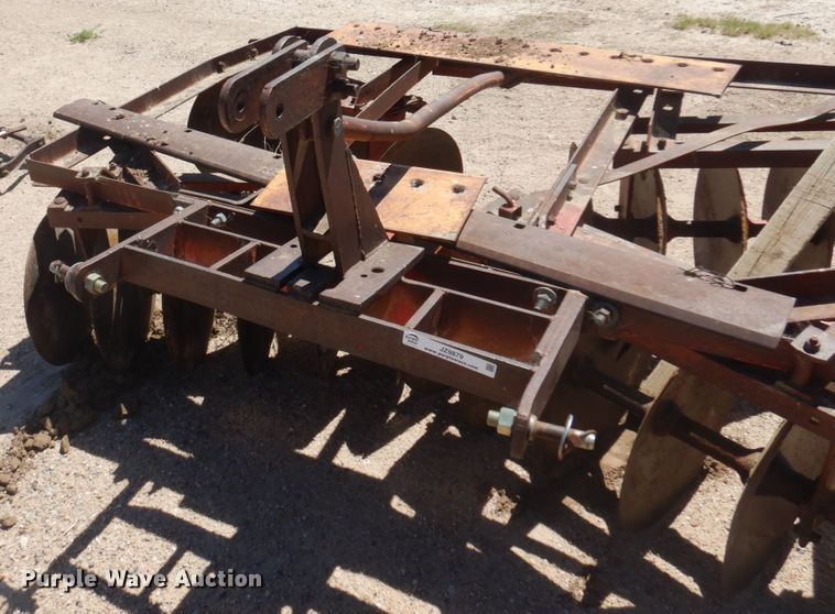 image for item JZ9879 Massey Ferguson  disk