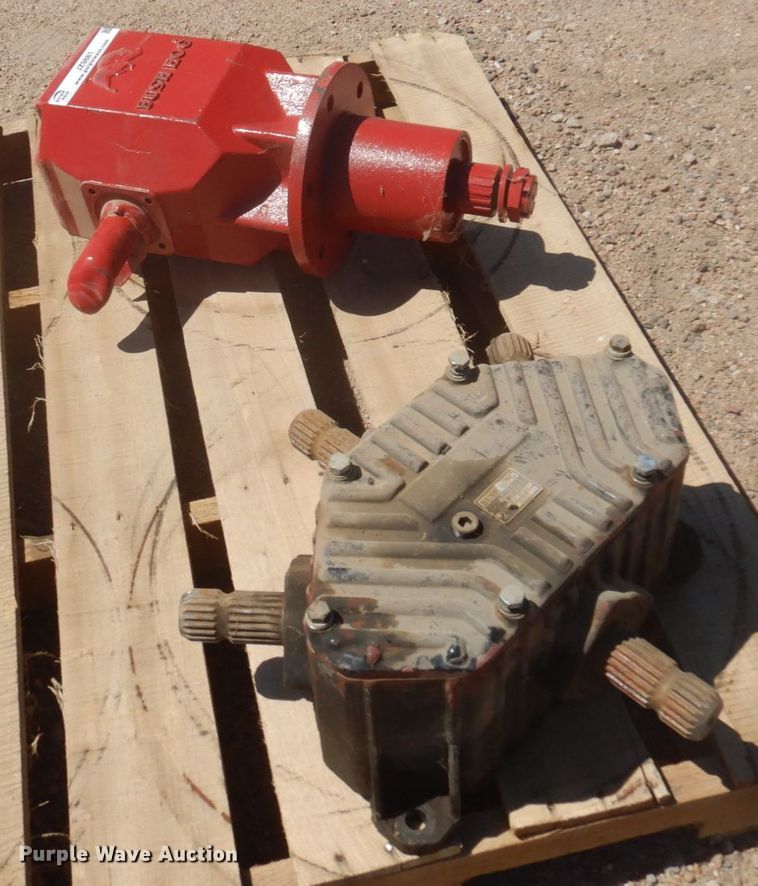 image for item JZ9881 (2) Bush Hog gearboxes
