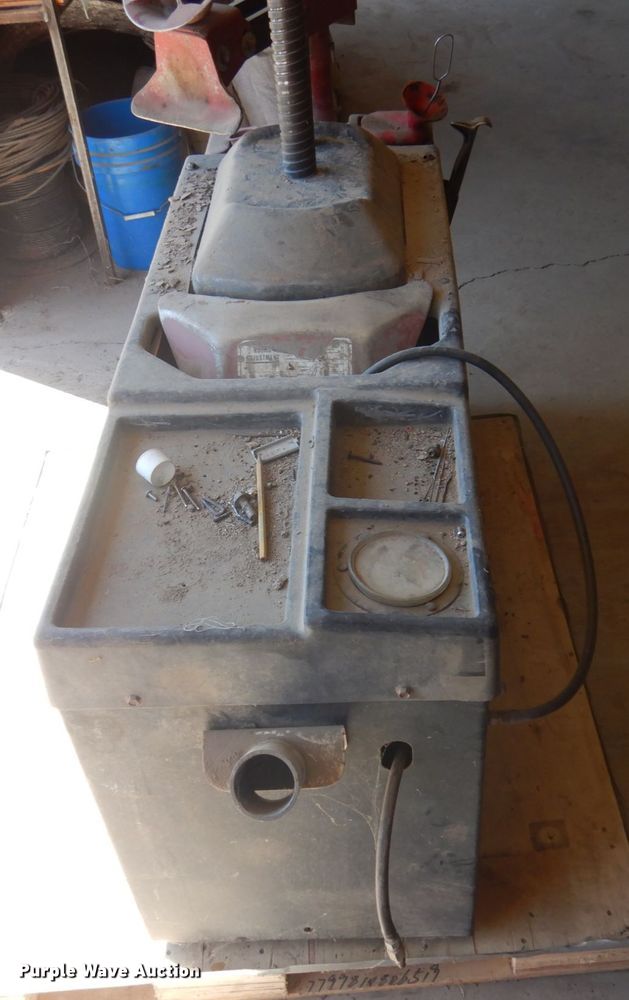 image for item JZ9884 Coats 4050A  center post tire machine