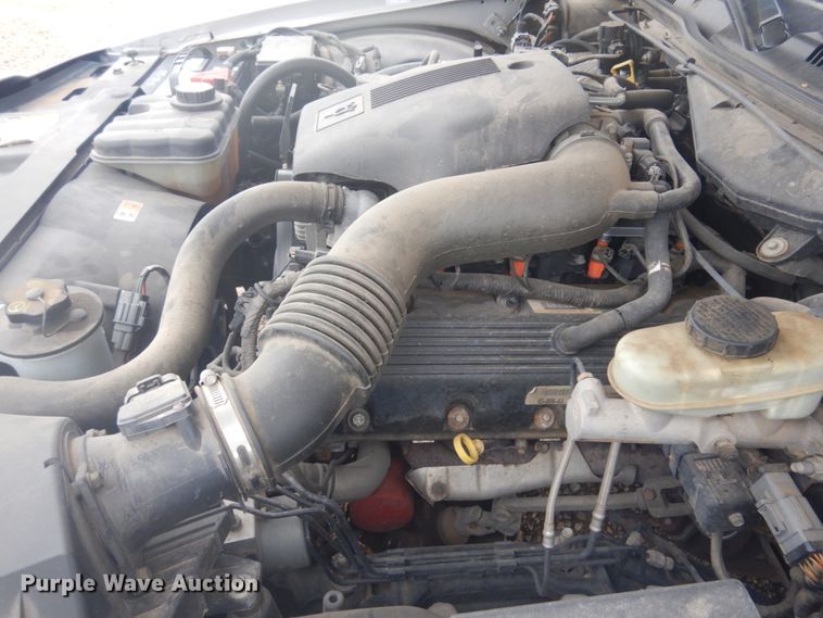 image for item JZ9893 2004 Ford Crown Victoria