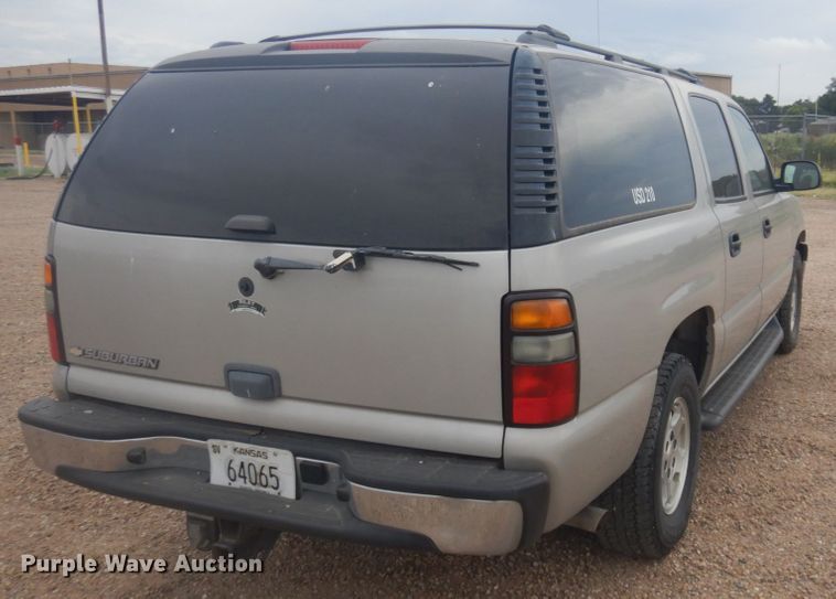 image for item JZ9894 2006 Chevrolet Suburban  SUV