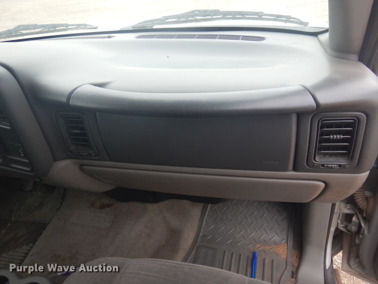 image for item JZ9894 2006 Chevrolet Suburban  SUV