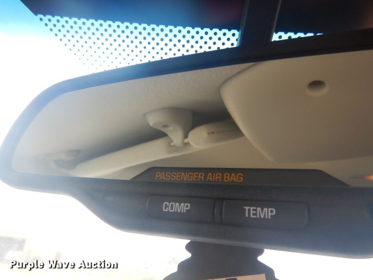 image for item JZ9894 2006 Chevrolet Suburban  SUV