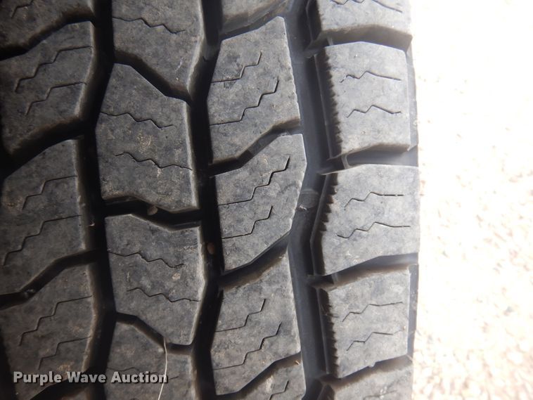 image for item JZ9894 2006 Chevrolet Suburban  SUV