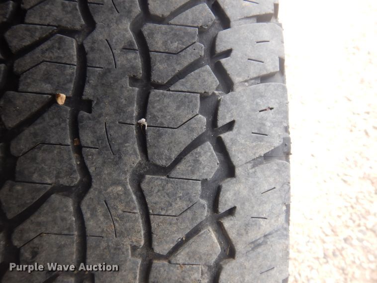 image for item JZ9894 2006 Chevrolet Suburban  SUV