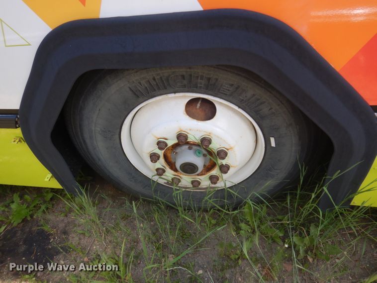 image for item JZ9901 1997 Gillig  transit bus