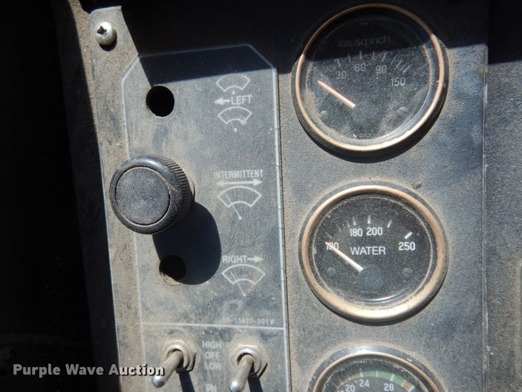 image for item JZ9905 1997 Gillig C21A096N4  transit bus