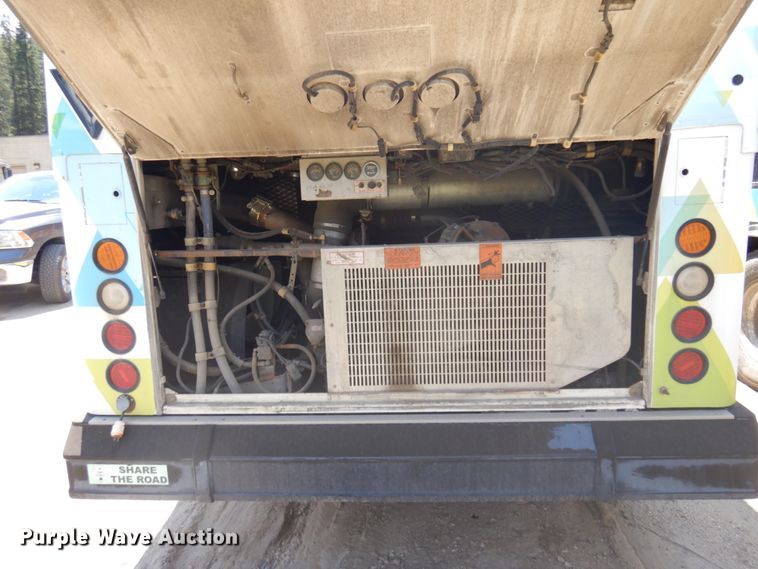 image for item JZ9905 1997 Gillig C21A096N4  transit bus