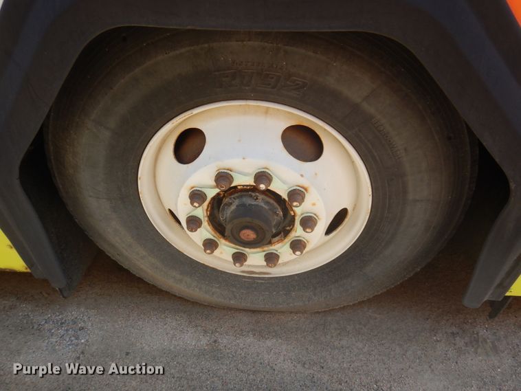 image for item JZ9905 1997 Gillig C21A096N4  transit bus