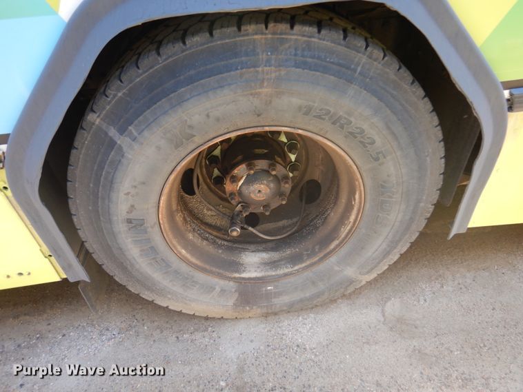 image for item JZ9905 1997 Gillig C21A096N4  transit bus