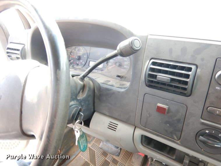 image for item KC9135 2005 Ford F450 Super Duty XL  utility / service truck