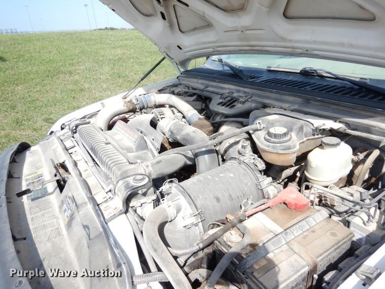 image for item KC9135 2005 Ford F450 Super Duty XL  utility / service truck