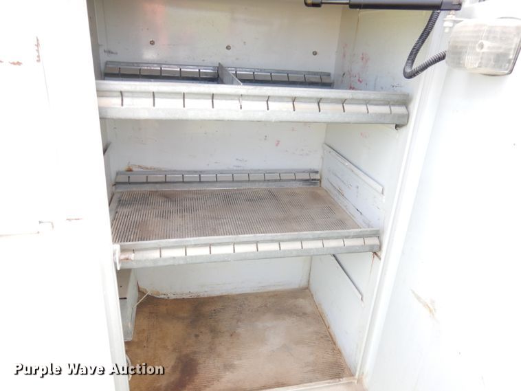 image for item KC9135 2005 Ford F450 Super Duty XL  utility / service truck