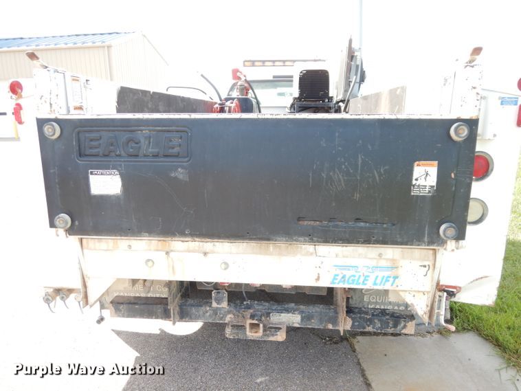 image for item KC9135 2005 Ford F450 Super Duty XL  utility / service truck