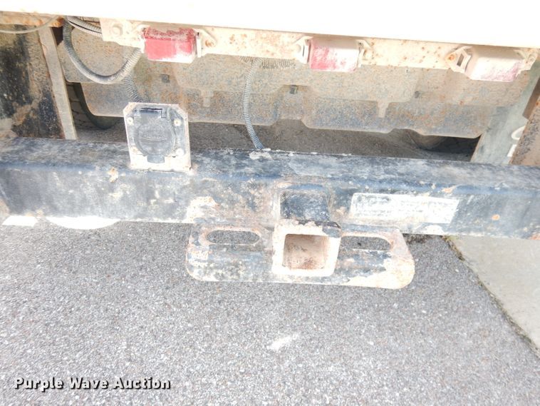 image for item KC9135 2005 Ford F450 Super Duty XL  utility / service truck