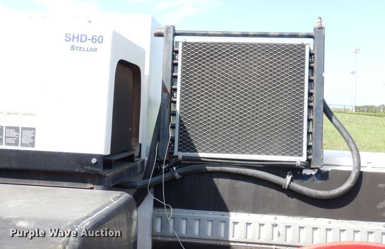 image for item KC9135 2005 Ford F450 Super Duty XL  utility / service truck