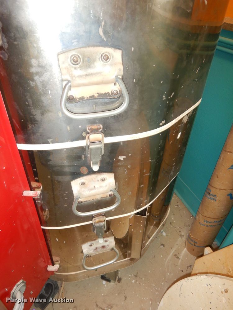 image for item KC9139 Skutt KM-1027 kiln