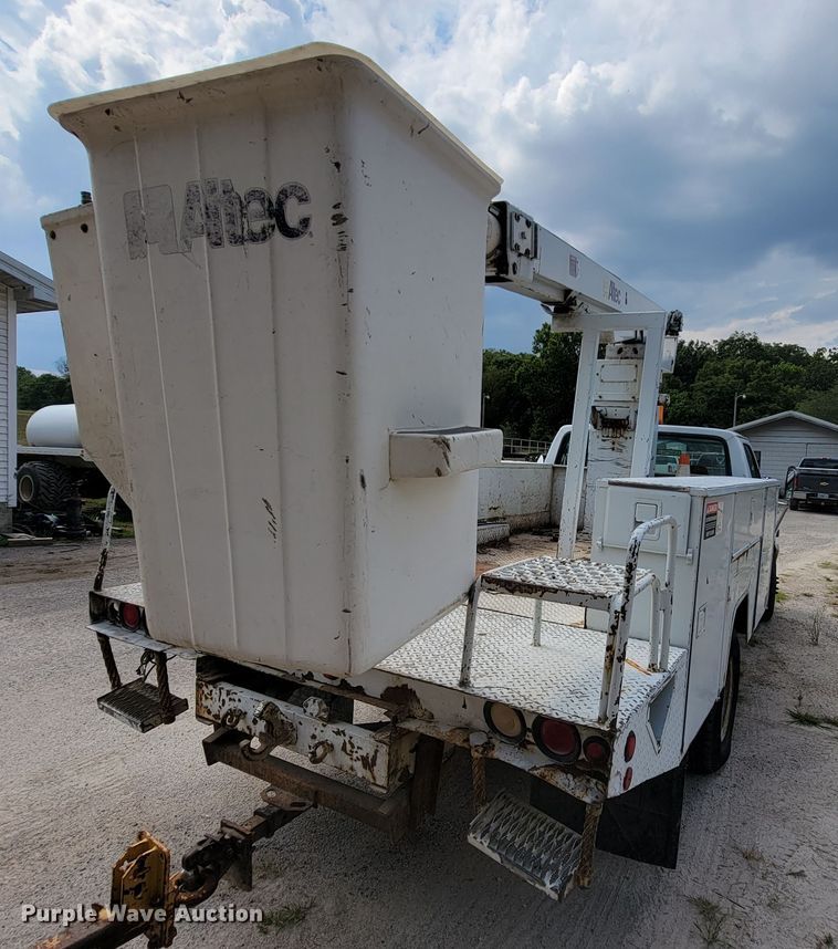 image for item KD9445 1993 Ford F350  bucket truck