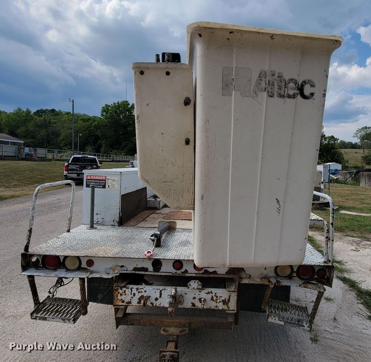 image for item KD9445 1993 Ford F350  bucket truck