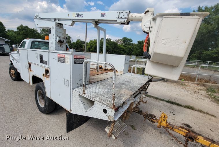 image for item KD9445 1993 Ford F350  bucket truck