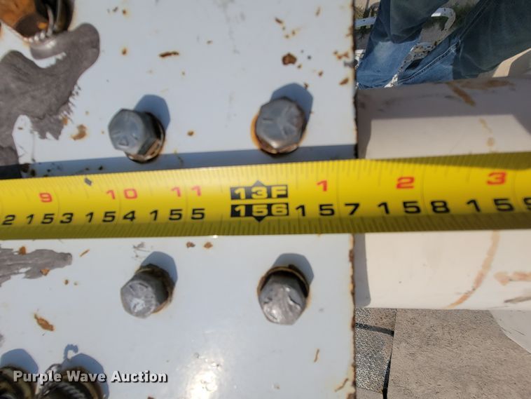 image for item KD9445 1993 Ford F350  bucket truck