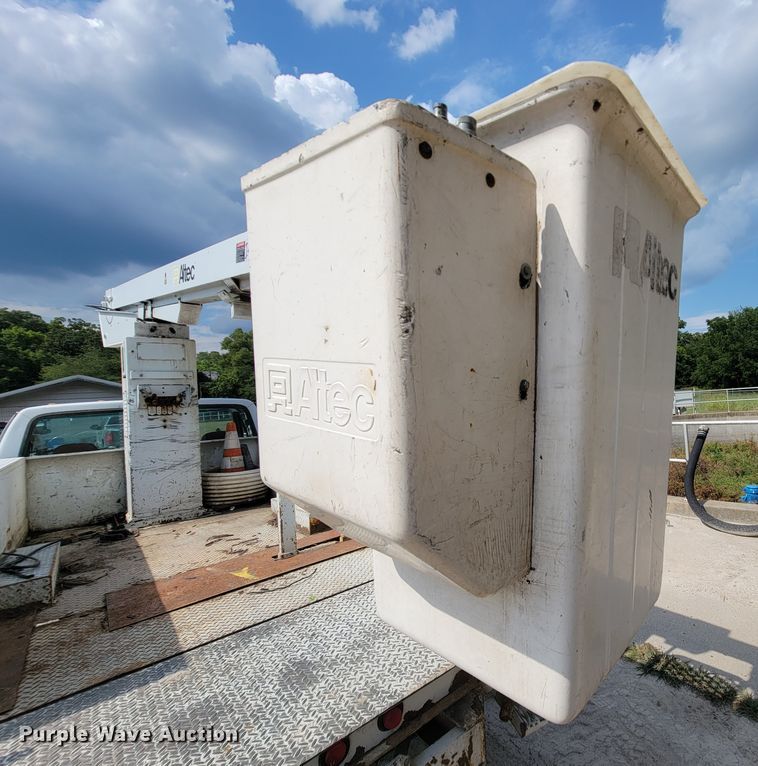 image for item KD9445 1993 Ford F350  bucket truck