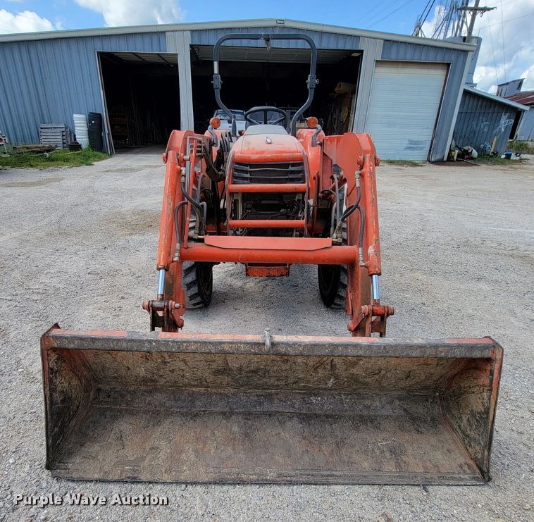 image for item KD9477 Kubota L3830D  tractor