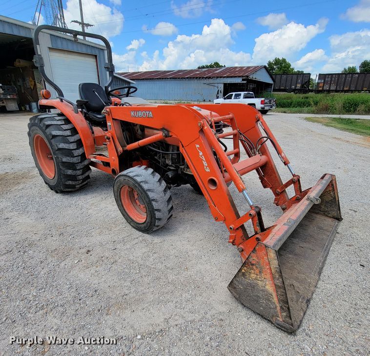 image for item KD9477 Kubota L3830D  tractor