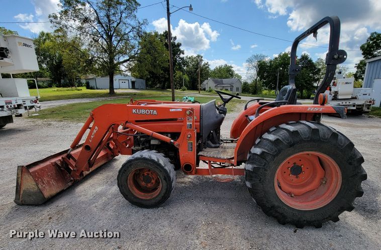 image for item KD9477 Kubota L3830D  tractor